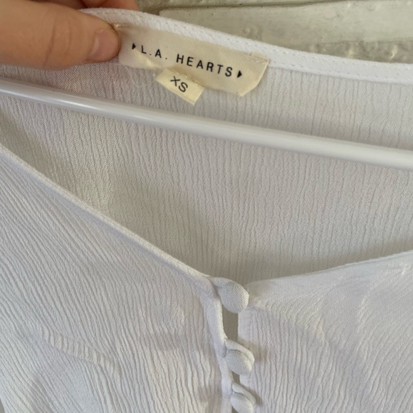 COPY - L.A Hearts (PacSun) Long sleeve crop blouse w/ buttons - Picture 2 of 3